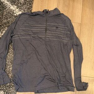 Travis, Matthew long sleeve pull over